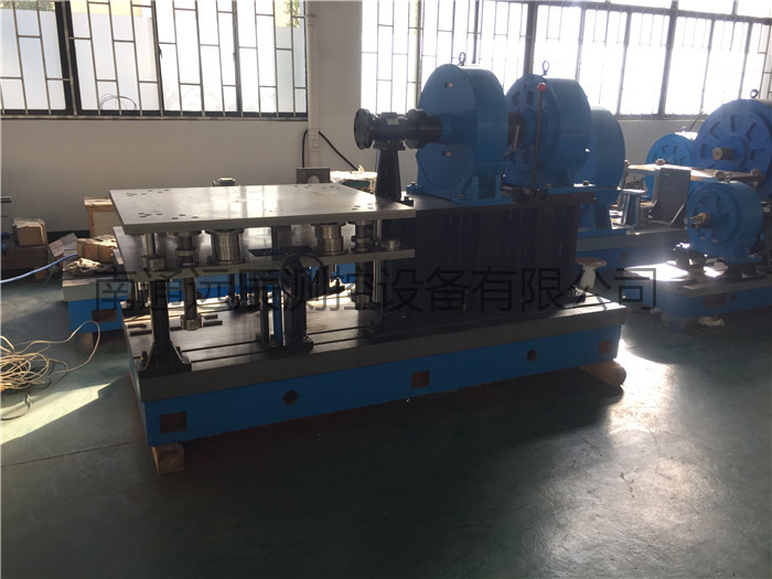 三相異步電機(jī)測(cè)試臺(tái)