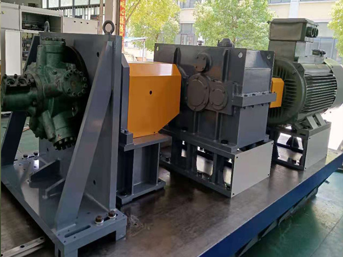 液壓馬達(dá)測(cè)試臺(tái)